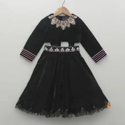 Fashion Black Embellished Top With Attached Dupatta And Lehenga Ethnic Wear | Lehengas & Ghagras