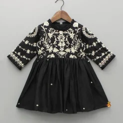 Outlet Black Embroidered Pleats Detailed Kurti And Sharara With Dupatta Twinning Sets | Ethnic Wear