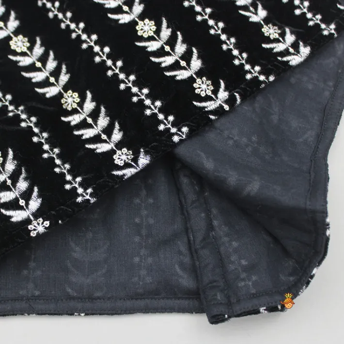 Discount Black Kurti With Embroidered Velvet Jacket Twinning Sets | Ethnic Wear