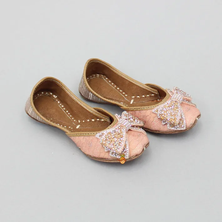 Online Bow Adorned Peach Jutti Shoes
