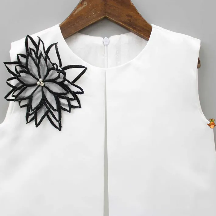 Discount Contrasting Flower Adorned Dual Tone Dress Dresses & Sets | Dresses