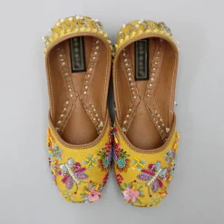 Outlet Embroidered Adorable Yellow Jutti Shoes