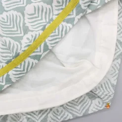 New Front Open Collar Neck Green And White Dress Twinning Sets | Dresses & Sets