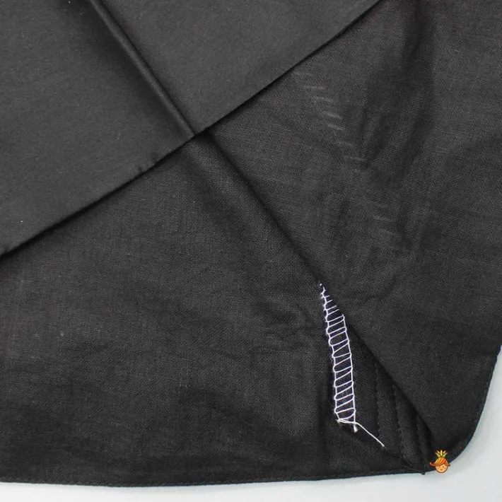 Best Giraffe Embroidered Black Collared Neck Dress Dresses & Sets | Dresses