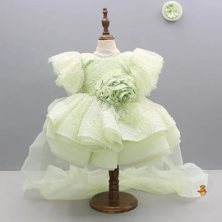 Hot Green Sequin Embellished Dress Featuring Detachable Trail And Bow Paired With Swirled Bow Hairclip Dresses & Sets | Dresses
