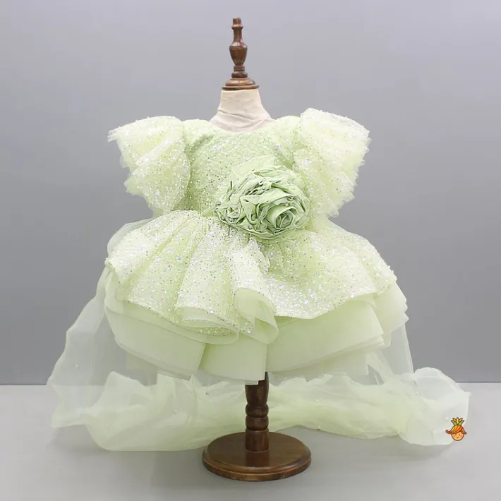 Hot Green Sequin Embellished Dress Featuring Detachable Trail And Bow Paired With Swirled Bow Hairclip Dresses & Sets | Dresses