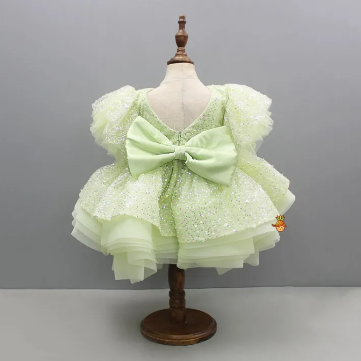 Hot Green Sequin Embellished Dress Featuring Detachable Trail And Bow Paired With Swirled Bow Hairclip Dresses & Sets | Dresses