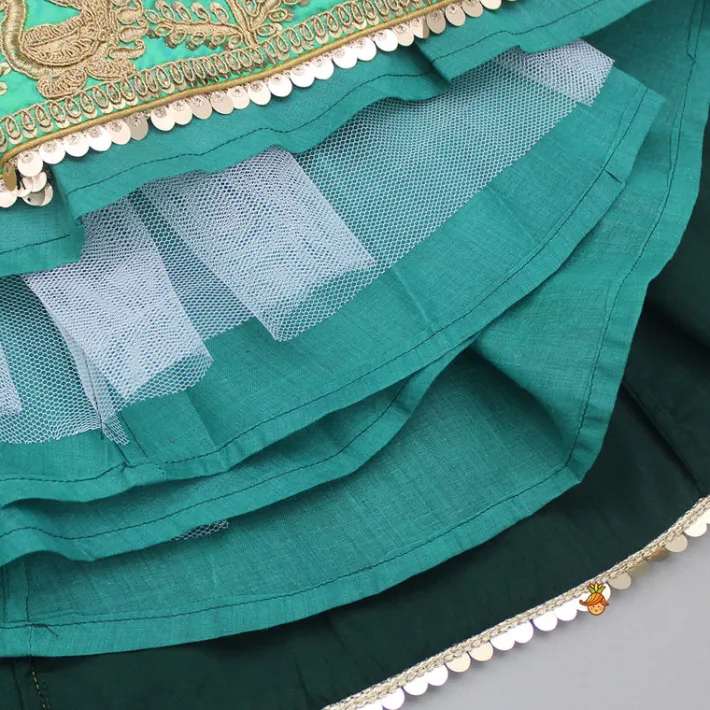 Discount Green Velvet Embroidered Strappy Top And Lehenga With Fringed Dupatta Ethnic Wear | Lehengas & Ghagras