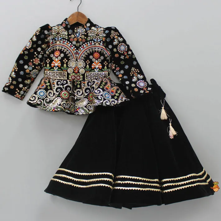 Outlet Heavy Embroidered Black Velvet Top And Gota Lace Work Flared Lehenga Ethnic Wear | Lehengas & Ghagras