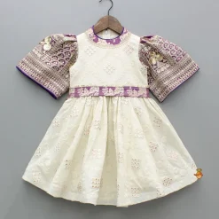 Discount Off White Embroidered Kurti With Sling Bag Ethnic Wear | Kurtis & Jumpsuits