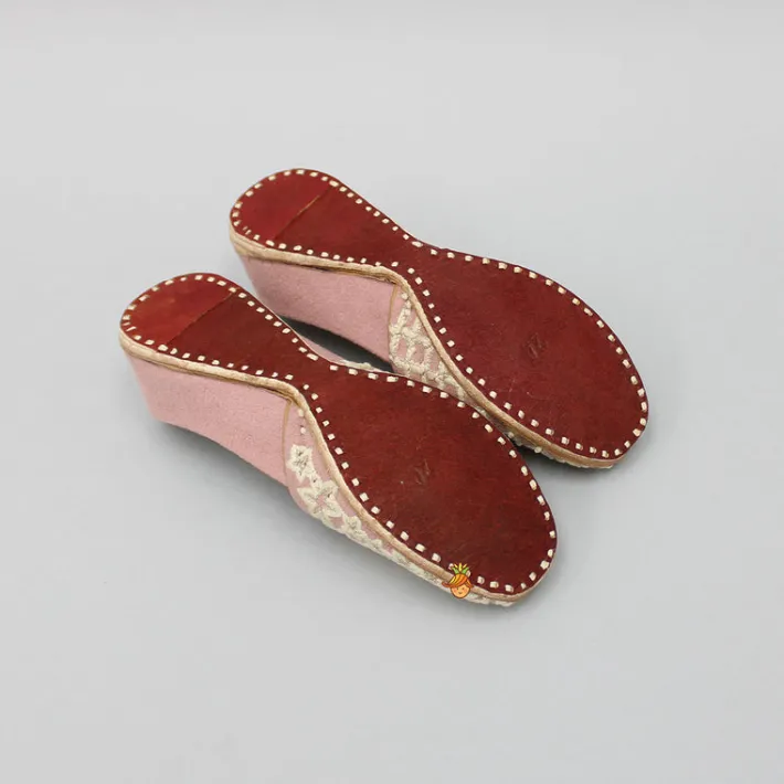 Online Onion Pink Checks And Floral Embroidered Jutti BOY Shoes
