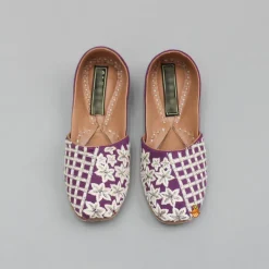 Best Wine Checks And Floral Embroidered Jutti BOY Shoes | Shoes